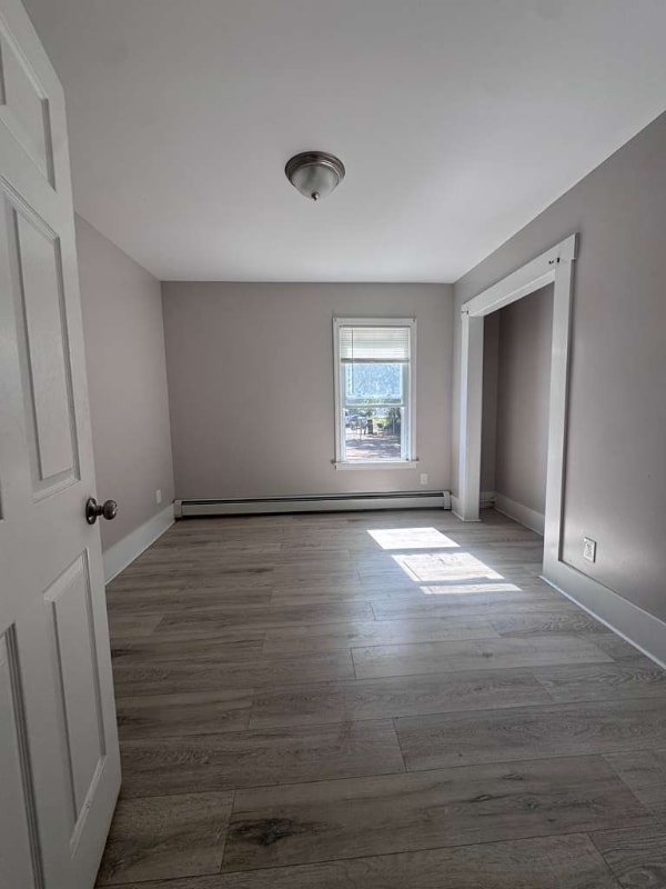 Building Photo - 267 Silver St