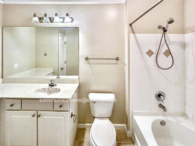 Building Photo - 1850 Cotillion Dr