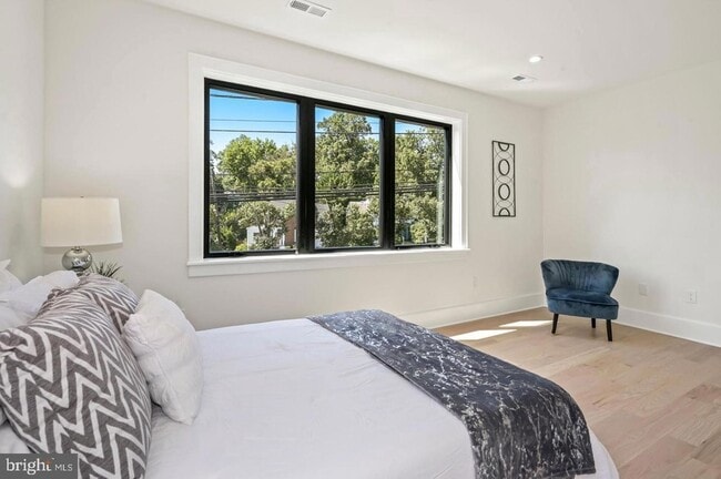 Building Photo - 5805 Massachusetts Ave