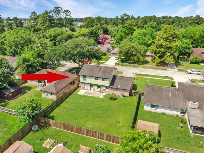 Building Photo - 23814 English Oak Dr