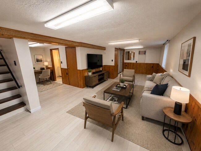 Building Photo - 5725 N Wall St