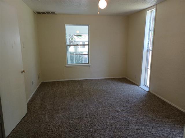 Building Photo - 8335 Horseshoe Cir