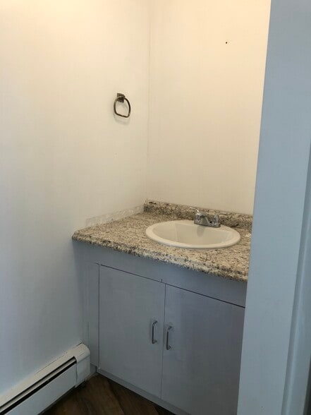 Building Photo - 61 Exchange St