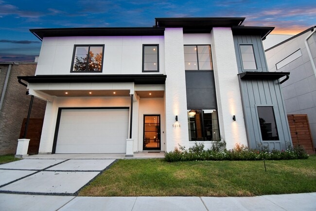 Building Photo - 5414 John Dreaper Dr