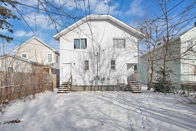 Building Photo - 1521-1523 Republic Ave