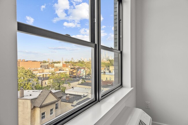 Building Photo - 121 34th St