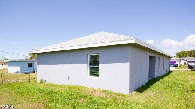 Building Photo - 3428 Jeffcott St