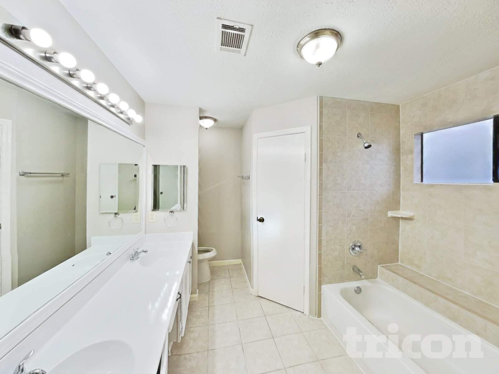 Building Photo - 8111 Silver Fir Dr