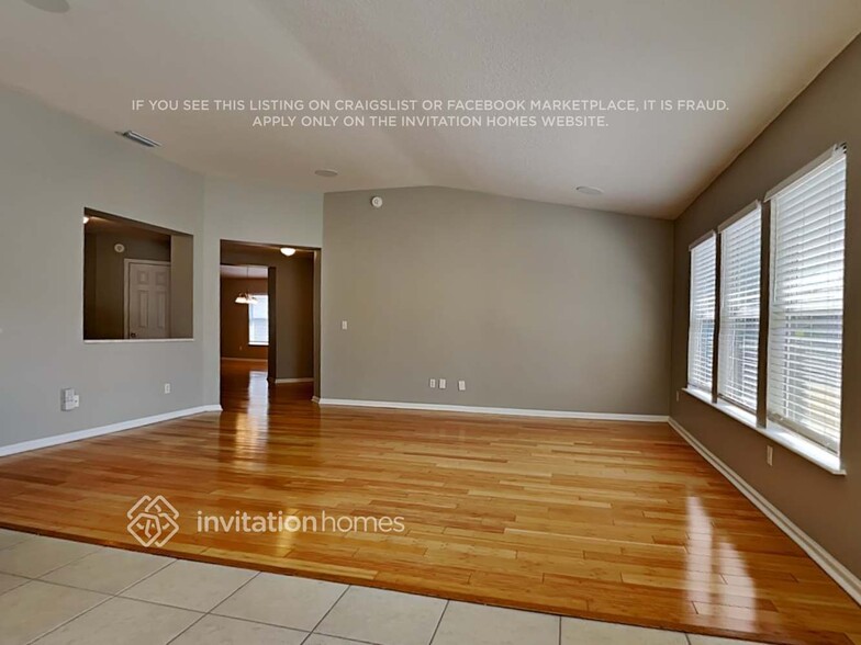 Building Photo - 650 MacKenzie Cir