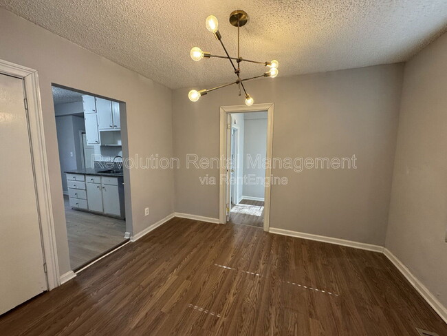 Building Photo - 2648 Joyce Ave