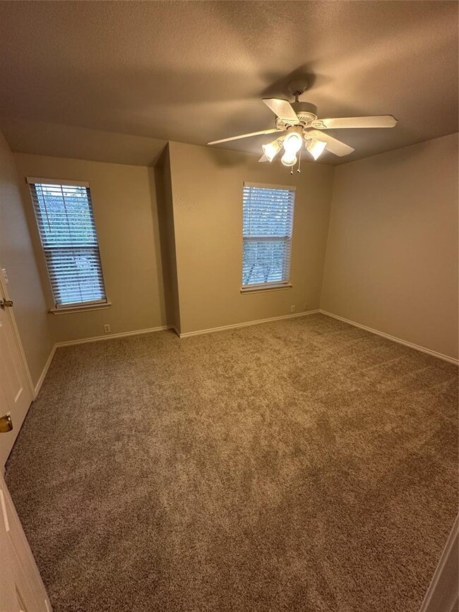 Building Photo - 120B Utterback