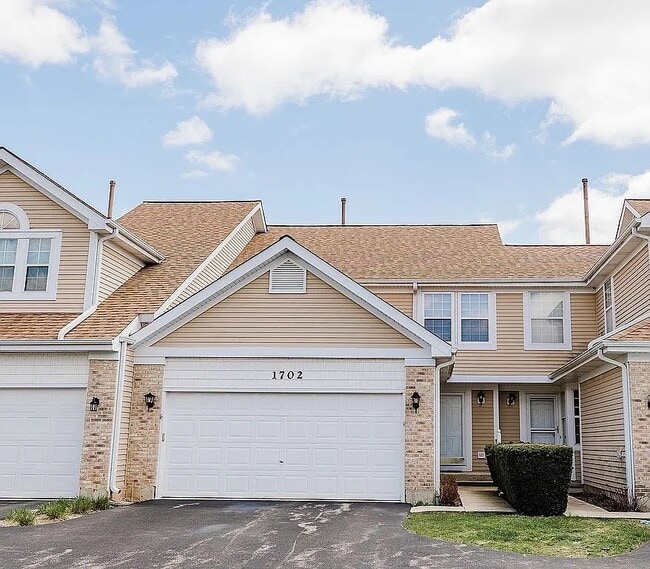 Building Photo - 1702 Saint Ann Dr