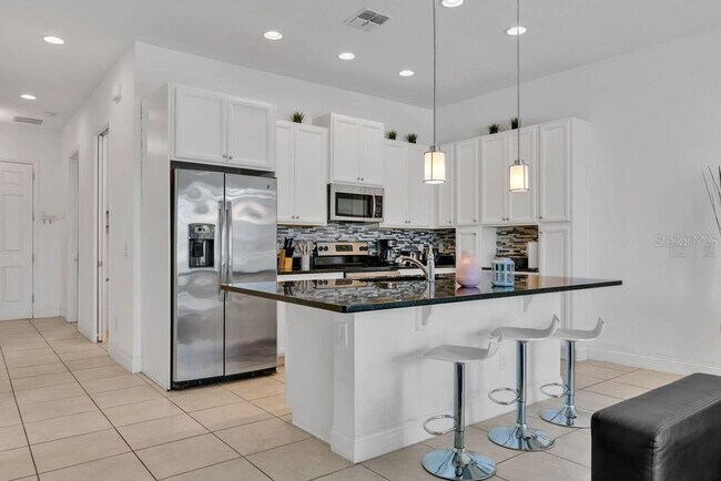 Building Photo - 236 Captiva Dr
