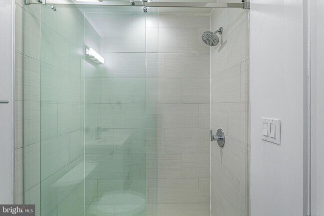 Building Photo - 1219 K St NE