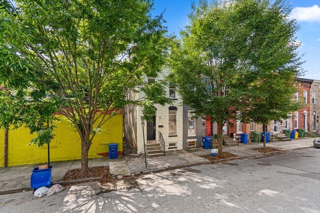 Building Photo - 2237 Jefferson St