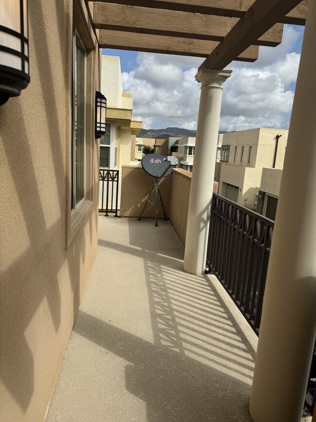 Building Photo - 233 Radial