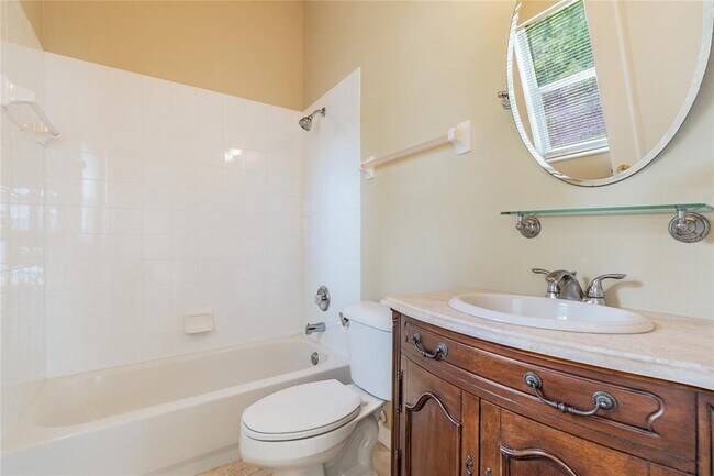 Building Photo - 10506 Chelmsford Way