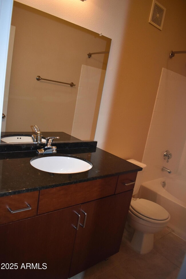 Building Photo - 4644 N 22nd St