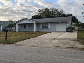Building Photo - 3 Bedroom Home in Quiet Rockledge Suburb