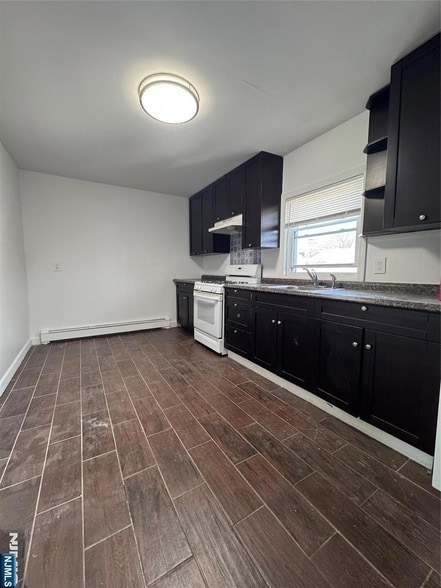 Building Photo - 1624 Teaneck Rd