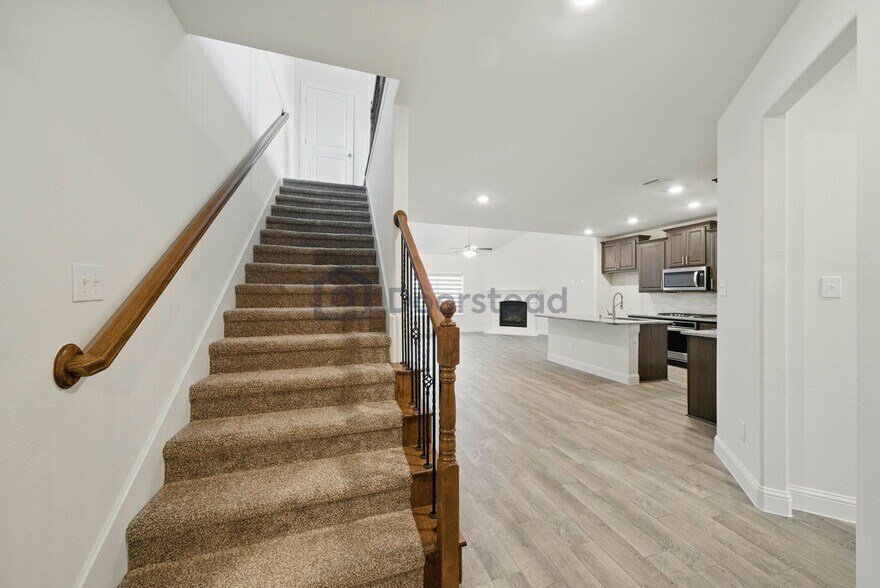 Building Photo - 9578 Kavik St