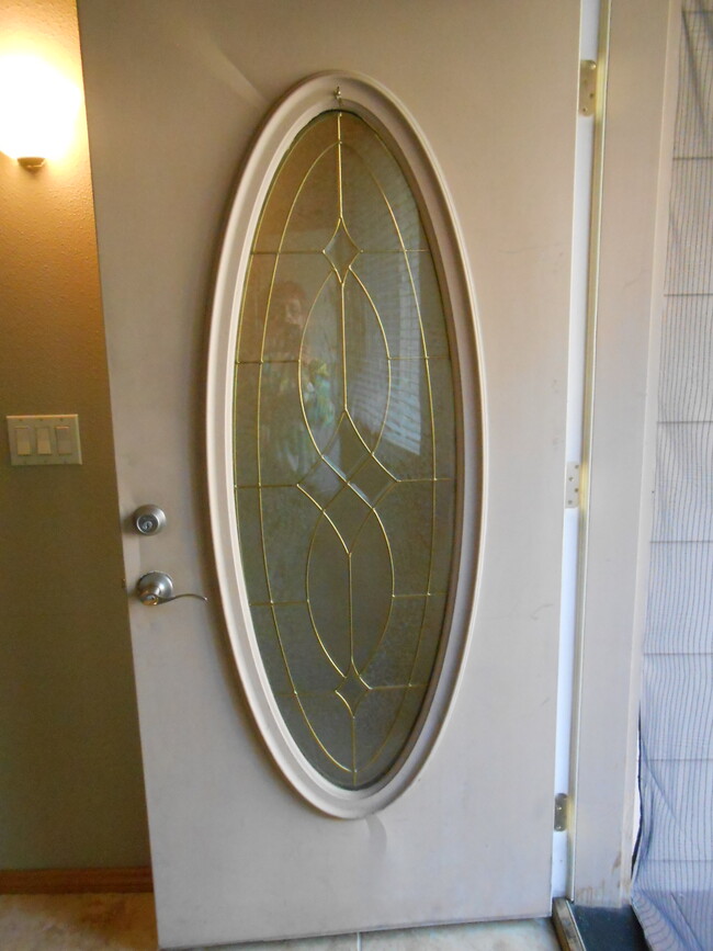 Building Photo - 1021 SW Crosscut Ct