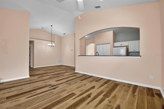 Building Photo - 33 Summerwind Cir