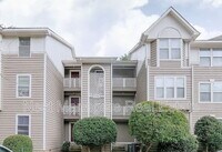 Building Photo - 6768 Willowbrook Dr