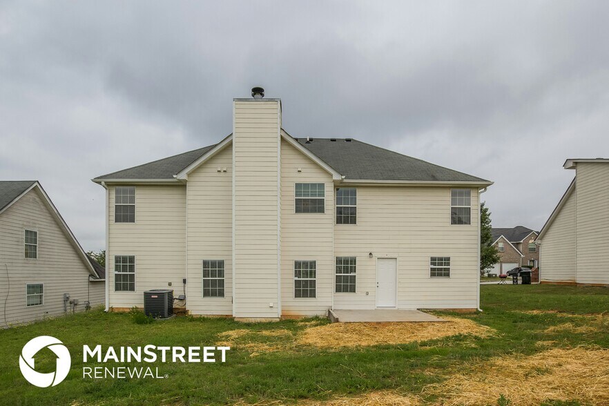 Building Photo - 6792 Foxfire Pl