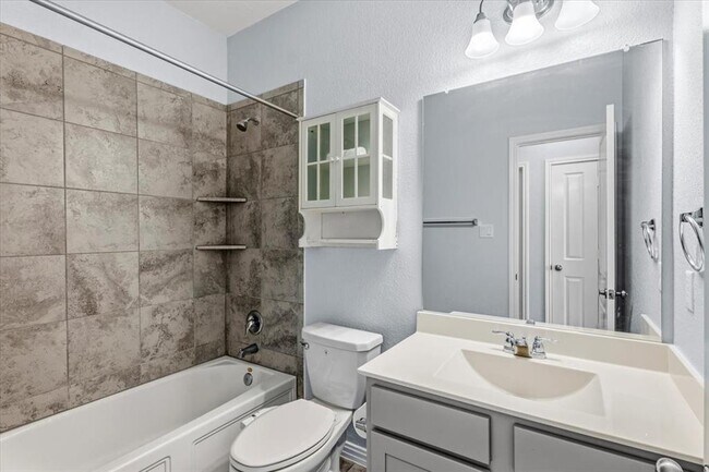 Building Photo - 1440 Morning View Rd