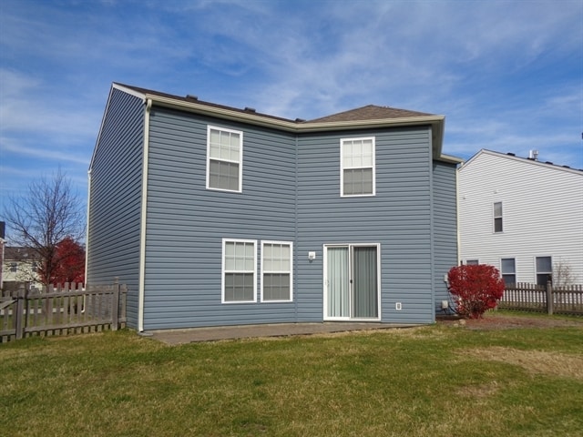 Building Photo - 647 Hickory Pine Dr