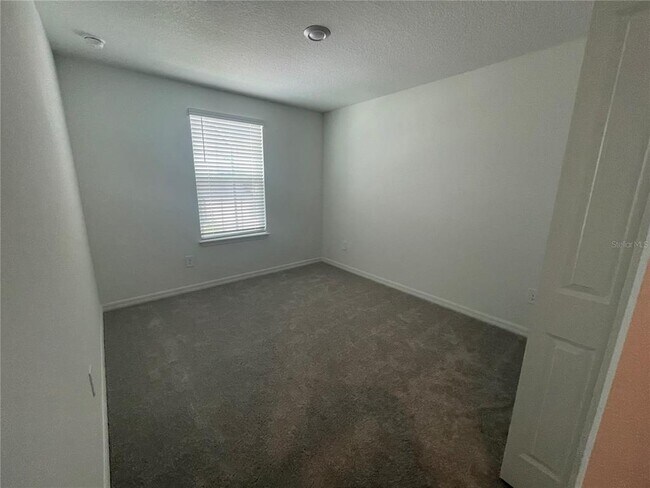 Building Photo - 9645 Carabiner Wy