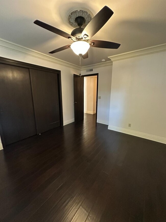 Building Photo - 3644 W Beechwood Ave