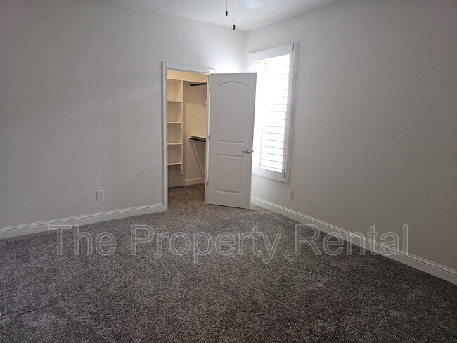 Building Photo - 1520 Overshine Ln