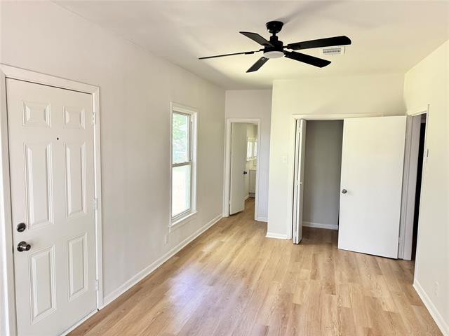 Building Photo - 1421 S Scullin Ave