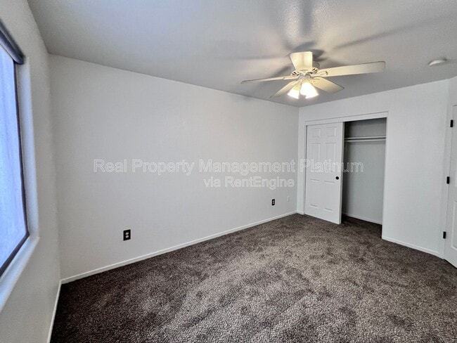 Building Photo - 6054 E Hampton Way