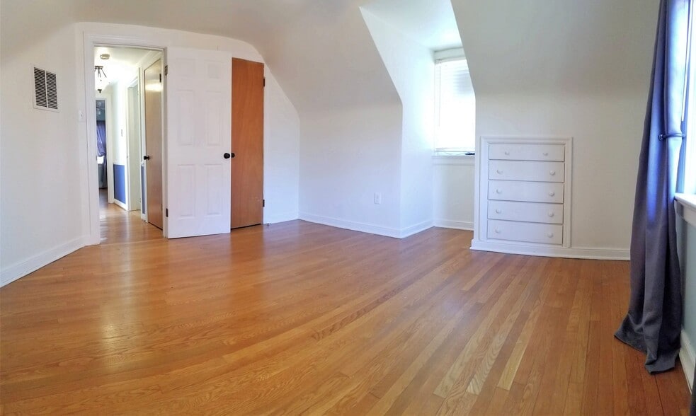 Upstairs Bedroom B - 1921 Wilmington Ave