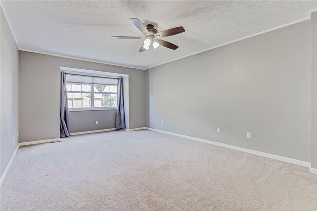 Building Photo - 1285 Courtney Dr