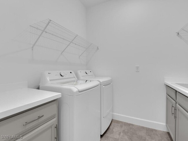 Building Photo - 15169 Sacile Ct