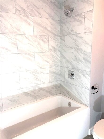 Building Photo - 47-49 Walnut Street Unit 1