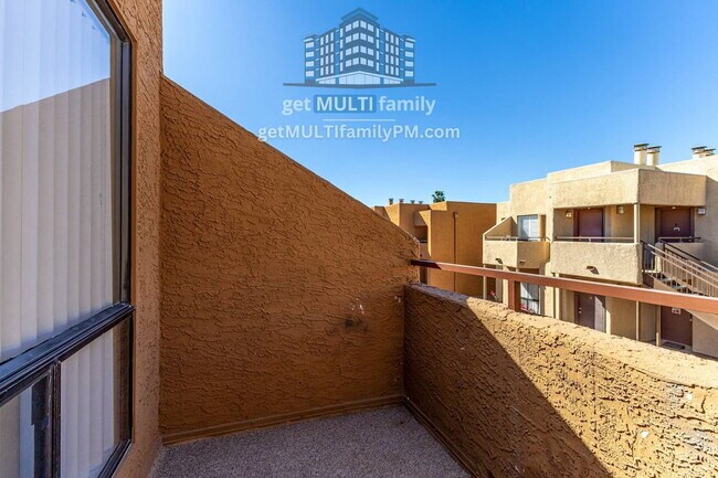 Building Photo - 11640 N 51st Ave