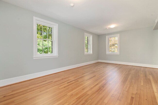 Building Photo - 3003 Massachusetts Ave NW