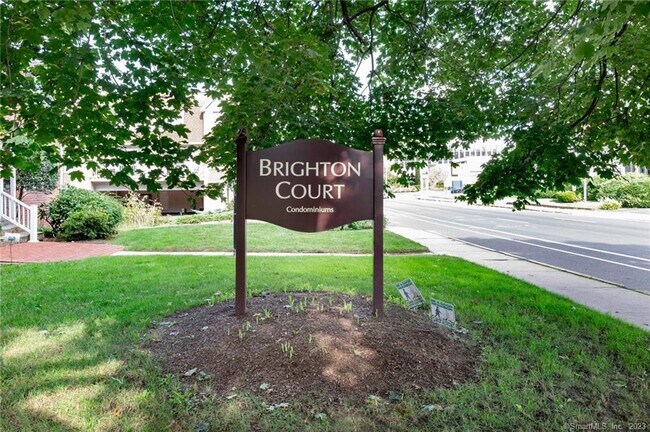 Building Photo - 16 4th St