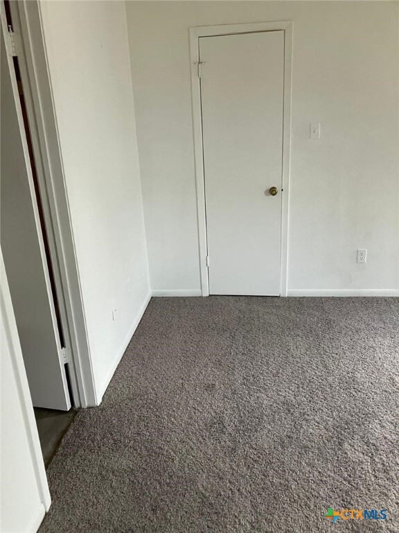 Building Photo - 3413 Victoria Cir