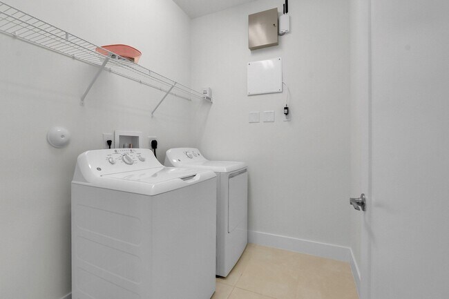 Building Photo - 15205 Seaglass Terrace Ln