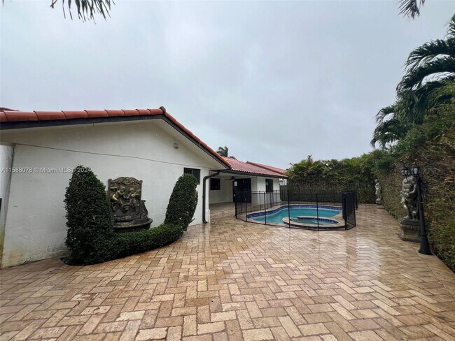 Building Photo - Southwest 143rd Place, Miami, FL 33175 - 4...