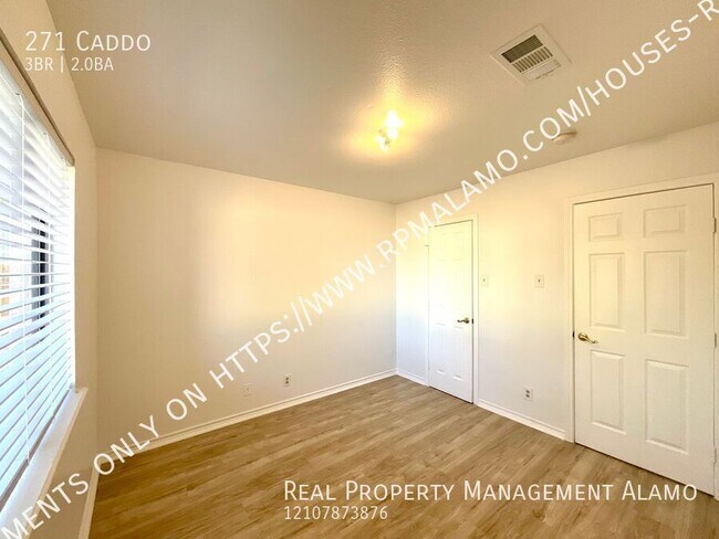 Building Photo - 271 Caddo-