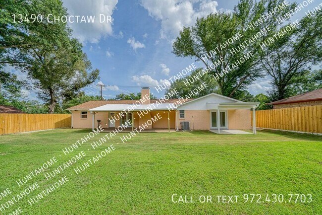 Building Photo - 13490 Choctaw Dr