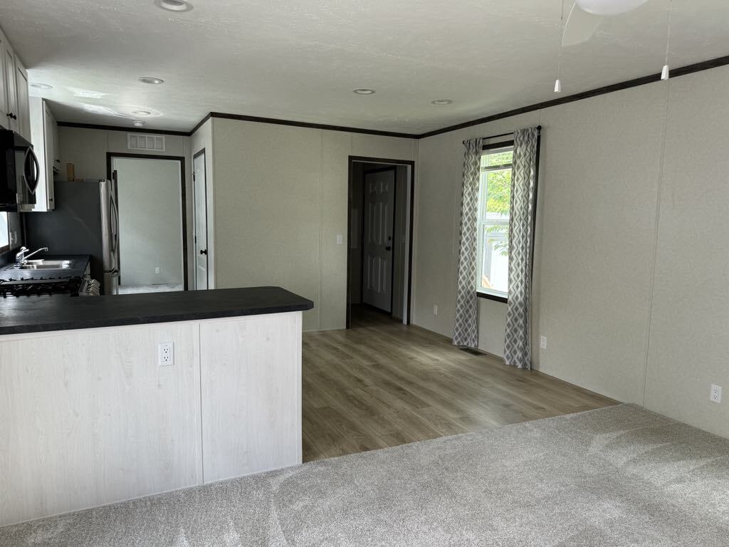 Building Photo - 48579 Leafdale Ct