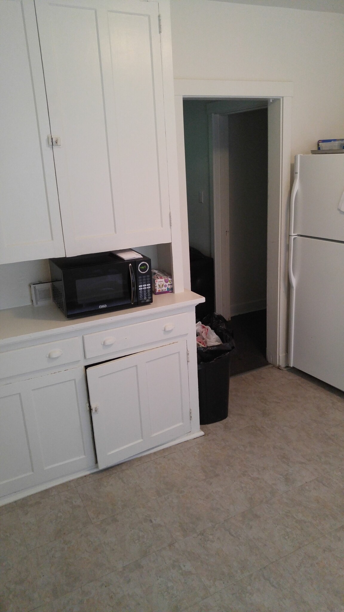 Kitchen - 5607 Wilkins Ave